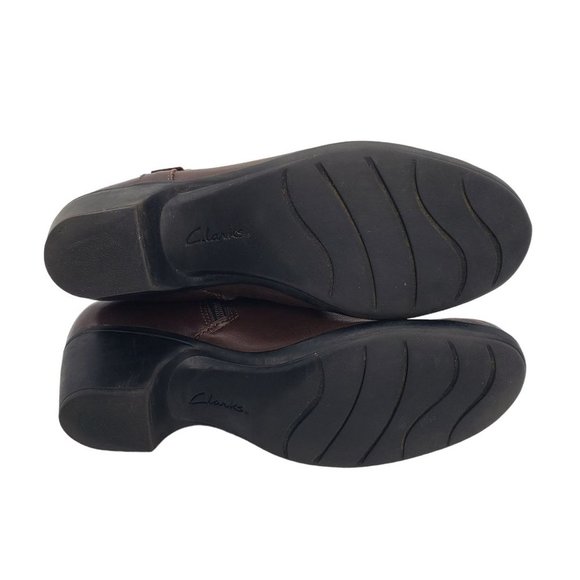 CLARKS Sz 9 Wide Ingalls Dover Brown Leather Side Zip Heeled Ankle Comfort Boots - Picture 10 of 14